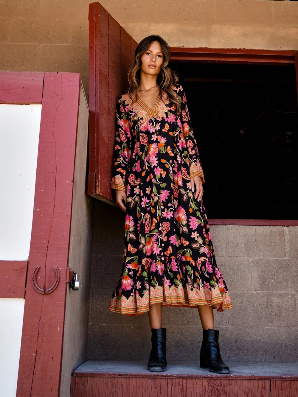 Z&L Europe Raya Maxi Dress Size M